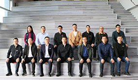 厦门墟市美区倪杰区长一行莅临云顶集团考察指导